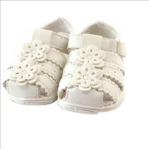 Wonder Nation White Sandals Size 2